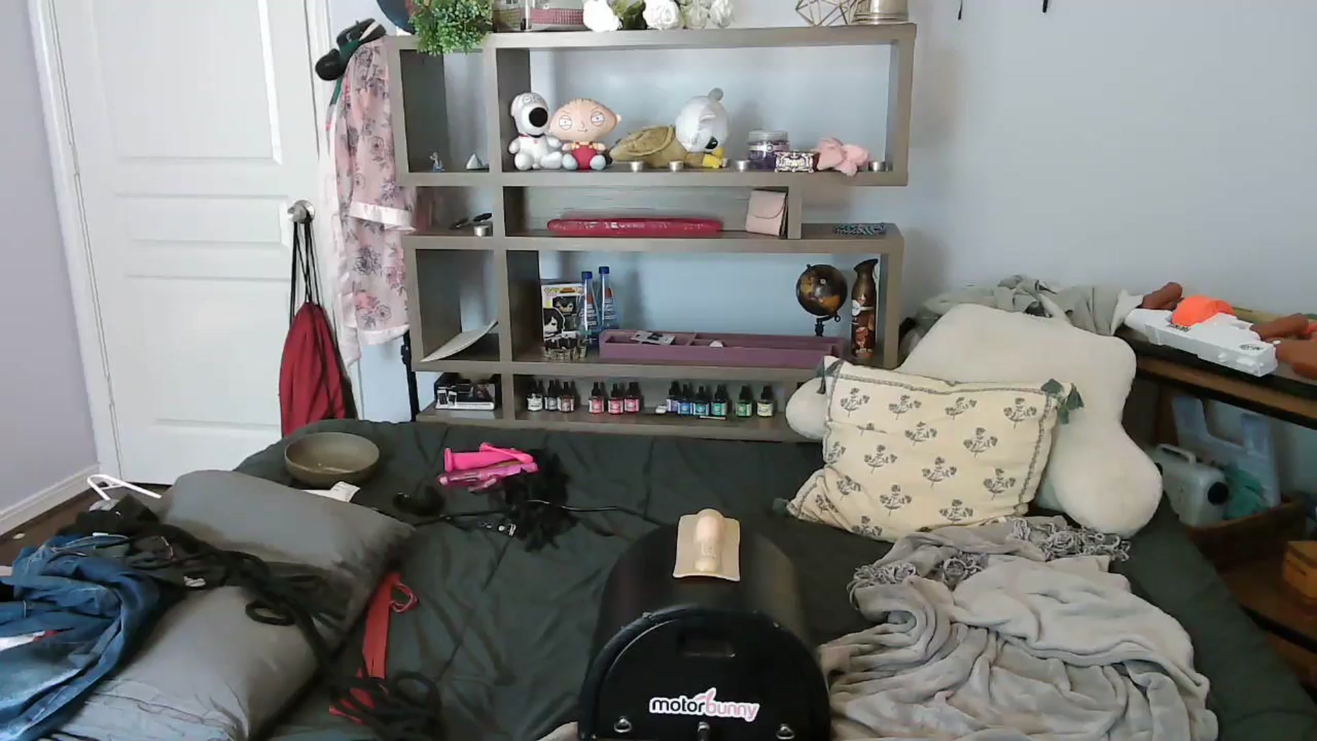 Gallery image thumbnail from Bunnydathug's myfreecams stream on, 08/20/2023, 16:16 image 6 of 20