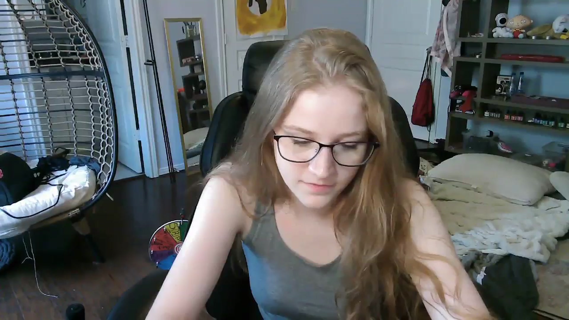 Gallery image thumbnail from Bunnydathug's myfreecams stream on, 08/27/2023, 18:43 image 7 of 20