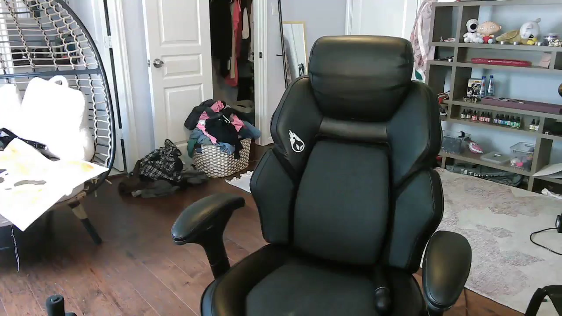 Gallery image thumbnail from Bunnydathug's myfreecams stream on, 09/04/2023, 19:12 image 5 of 20