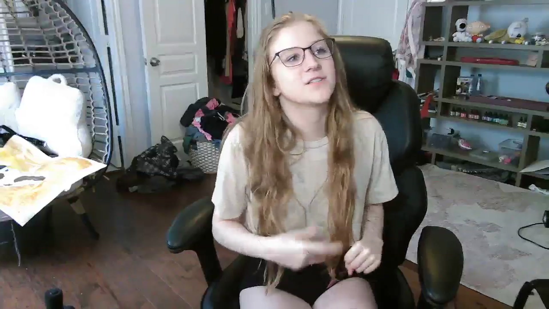 Gallery image thumbnail from Bunnydathug's myfreecams stream on, 09/04/2023, 19:12 image 12 of 20