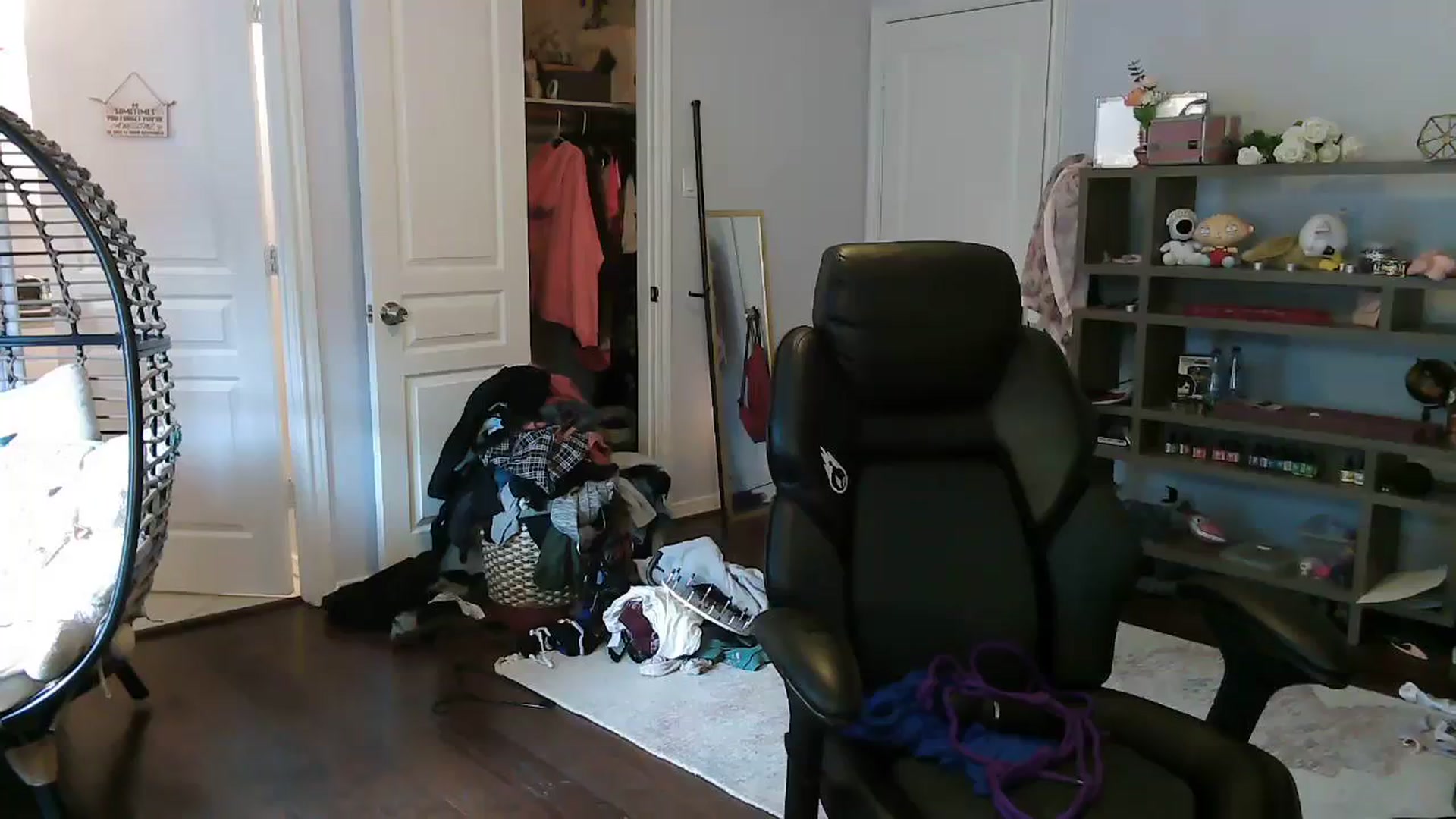 Gallery image thumbnail from Bunnydathug's myfreecams stream on, 09/08/2023, 14:00 image 12 of 20
