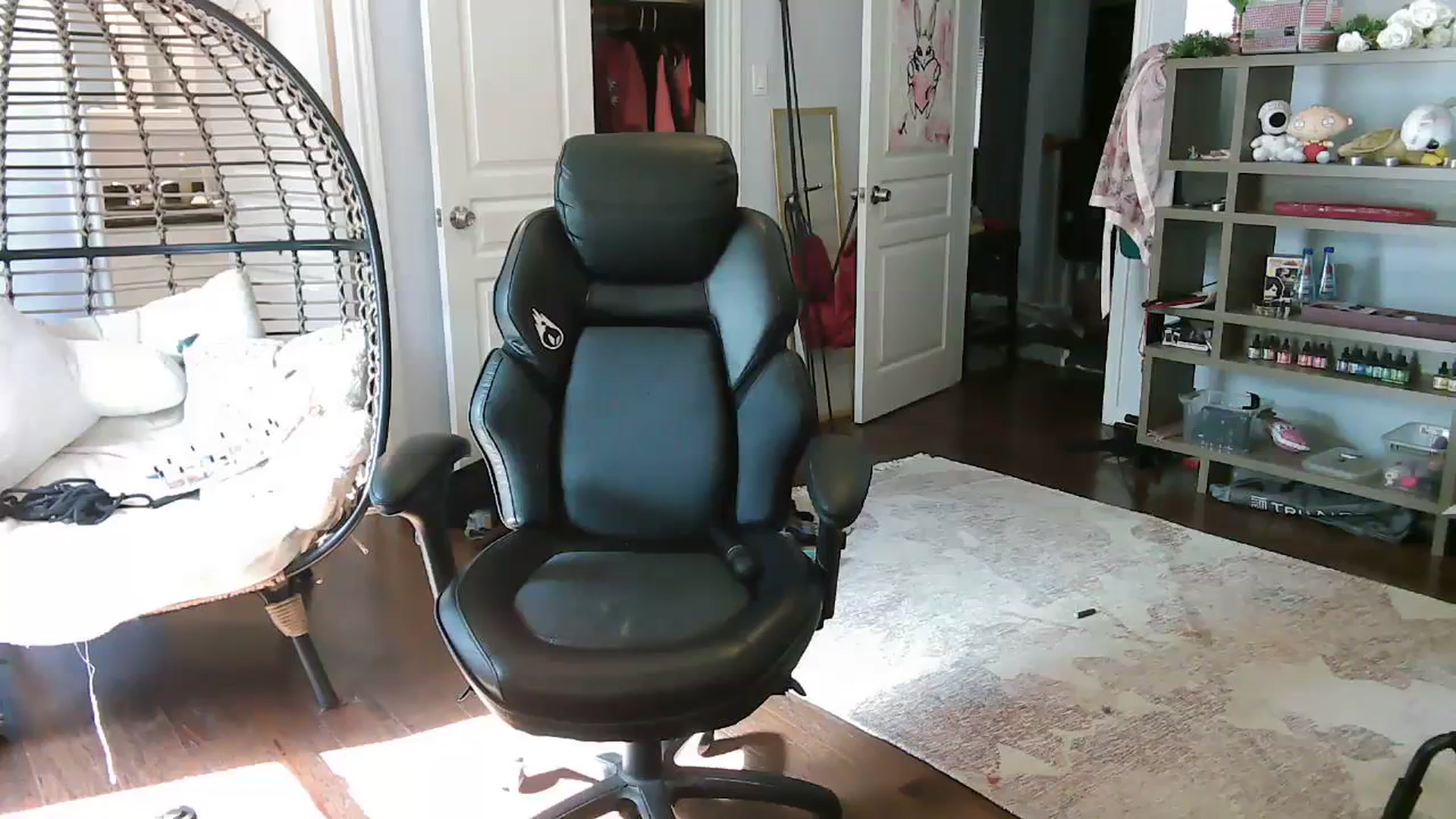 Gallery image thumbnail from Bunnydathug's myfreecams stream on, 09/08/2023, 15:53 image 5 of 20