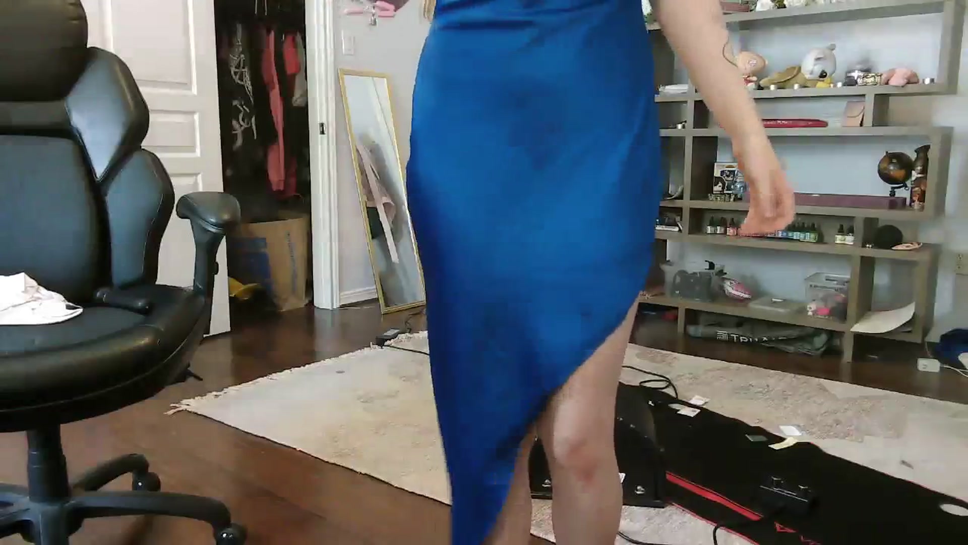 Gallery image thumbnail from Bunnydathug's myfreecams stream on, 09/17/2023, 22:33 image 5 of 20