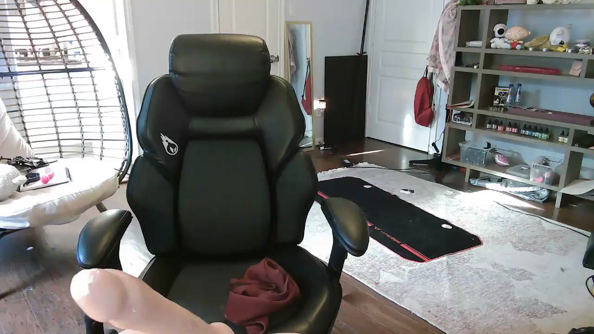 Gallery image thumbnail from Bunnydathug's myfreecams stream on, 09/20/2023, 14:02 image 12 of 20