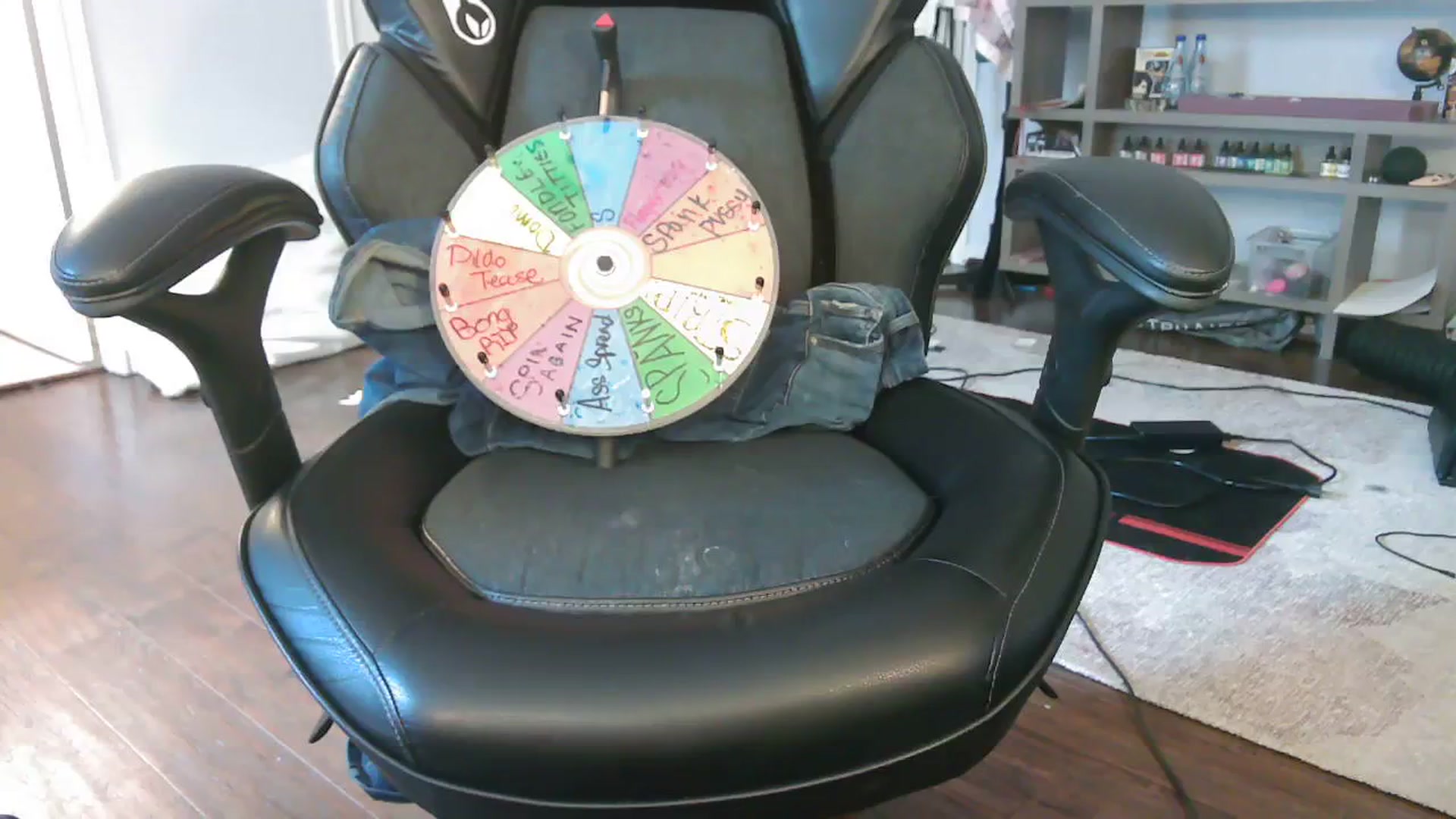 Gallery image thumbnail from Bunnydathug's myfreecams stream on, 09/23/2023, 17:45 image 4 of 20
