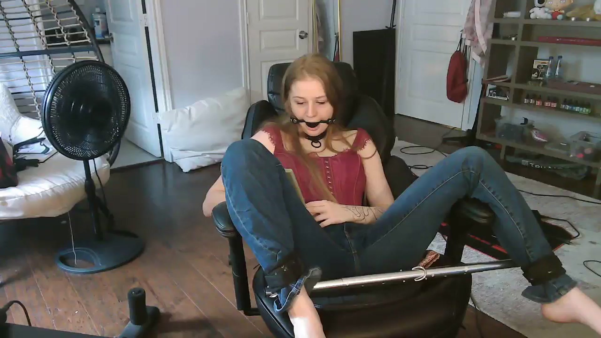 Gallery image thumbnail from Bunnydathug's myfreecams stream on, 09/23/2023, 17:45 image 18 of 20