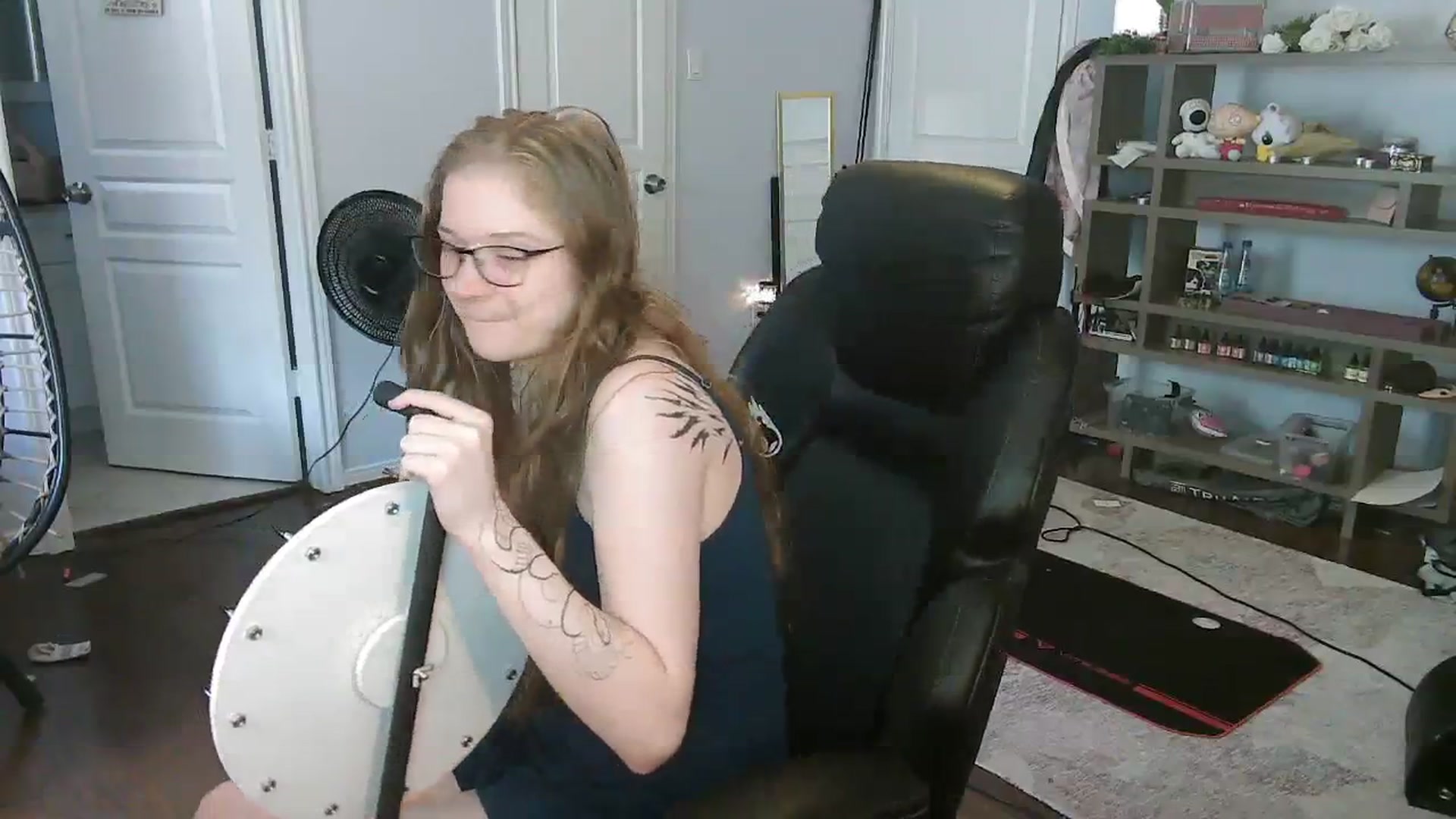 Gallery image thumbnail from Bunnydathug's myfreecams stream on, 09/30/2023, 19:00 image 16 of 20