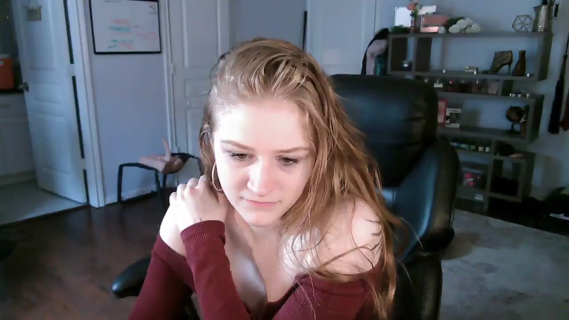 Gallery image thumbnail from Bunnydathug's myfreecams stream on, 10/07/2023, 18:06 image 2 of 20