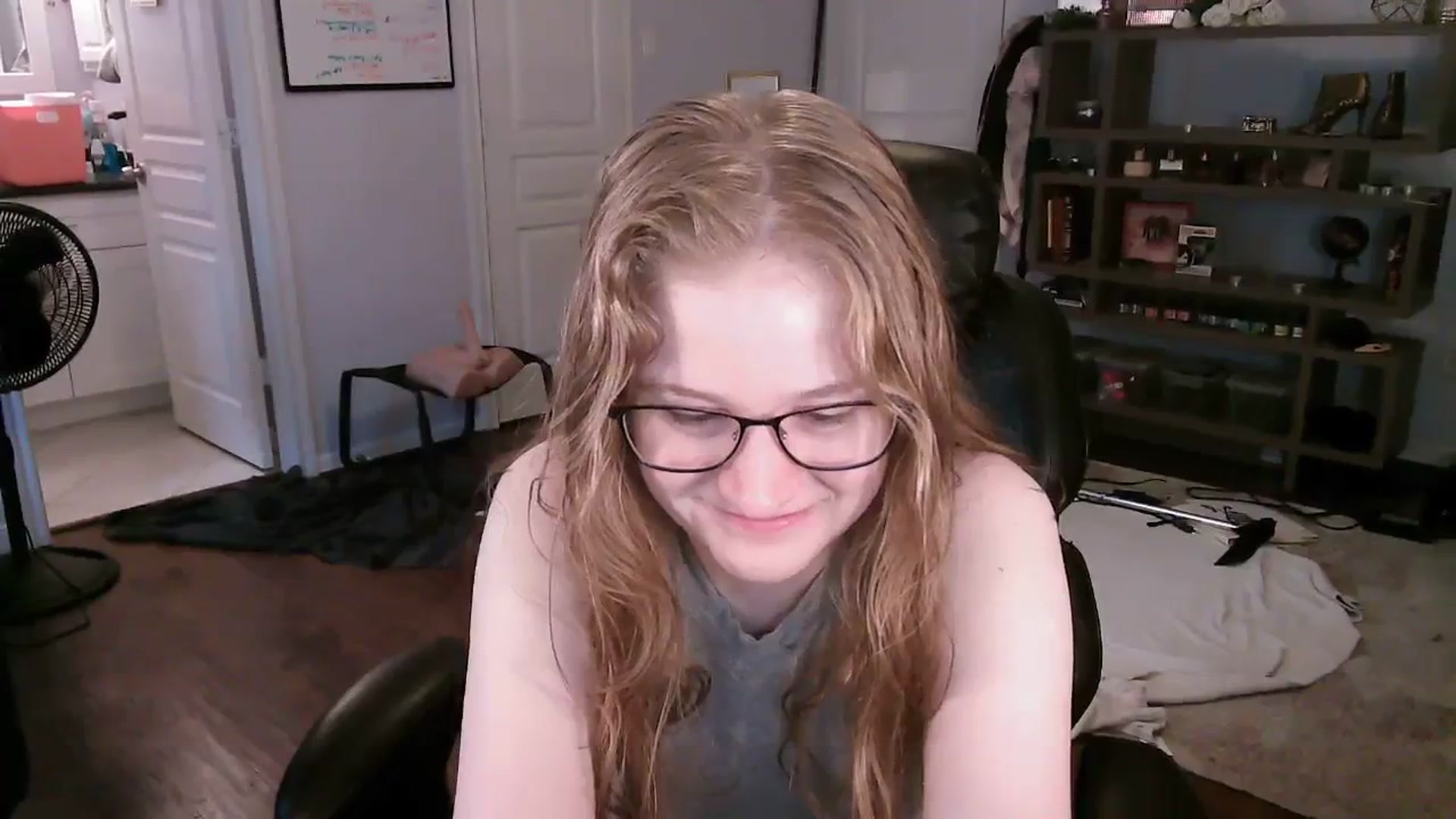 Gallery image thumbnail from Bunnydathug's myfreecams stream on, 10/13/2023, 13:43 image 2 of 20