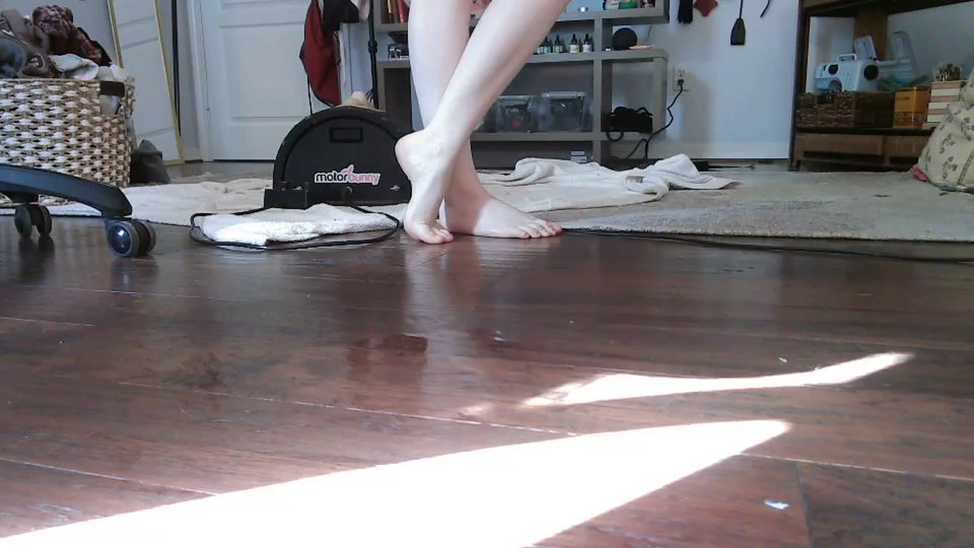 Gallery image thumbnail from Bunnydathug's myfreecams stream on, 10/16/2023, 15:32 image 11 of 20