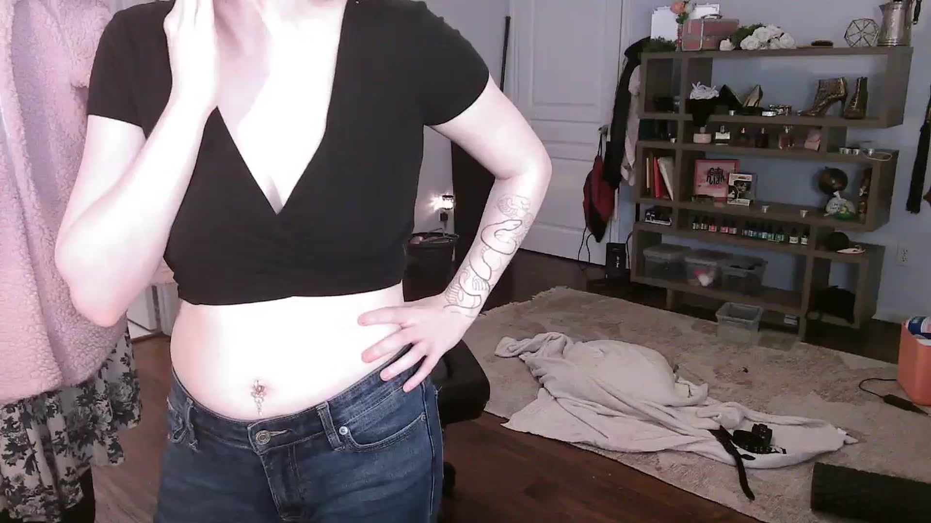 Gallery image thumbnail from Bunnydathug's myfreecams stream on, 10/28/2023, 16:11 image 1 of 20