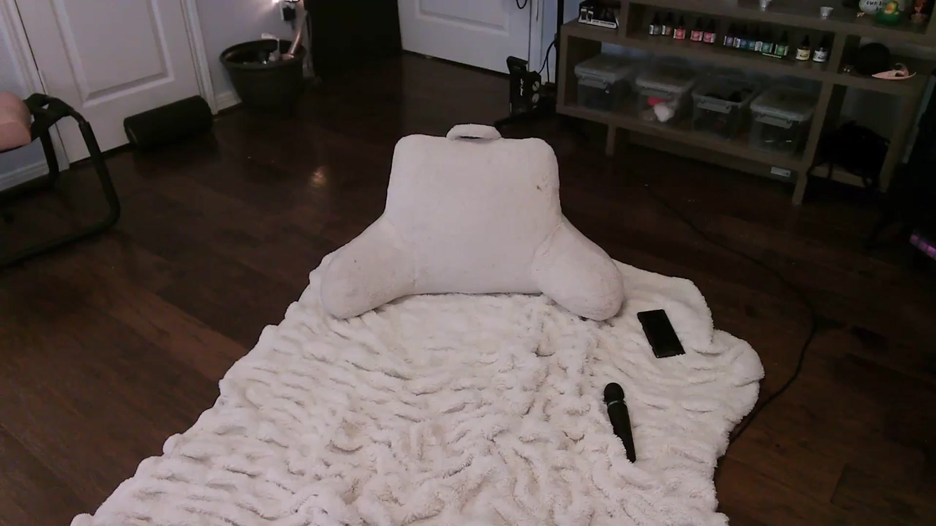 Gallery image thumbnail from Bunnydathug's myfreecams stream on, 11/01/2023, 20:11 image 12 of 20