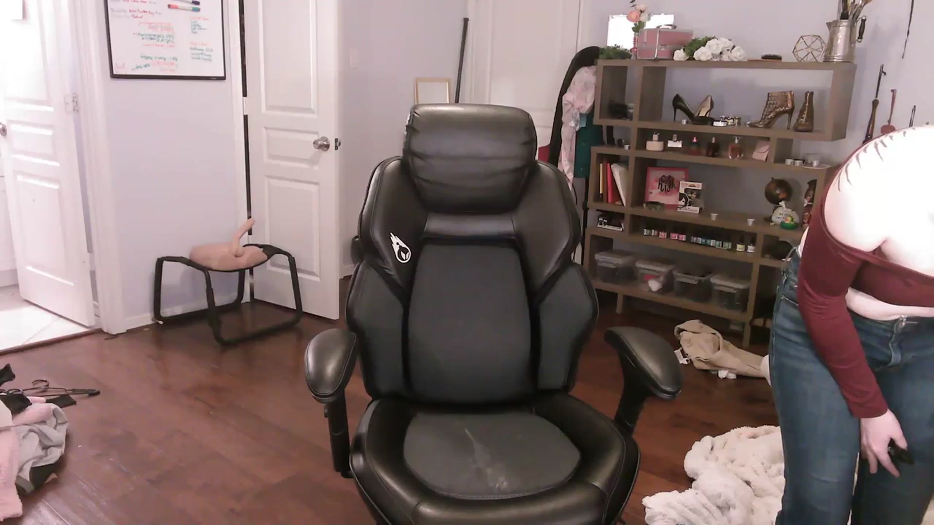 Gallery image thumbnail from Bunnydathug's myfreecams stream on, 11/04/2023, 11:50 image 12 of 20