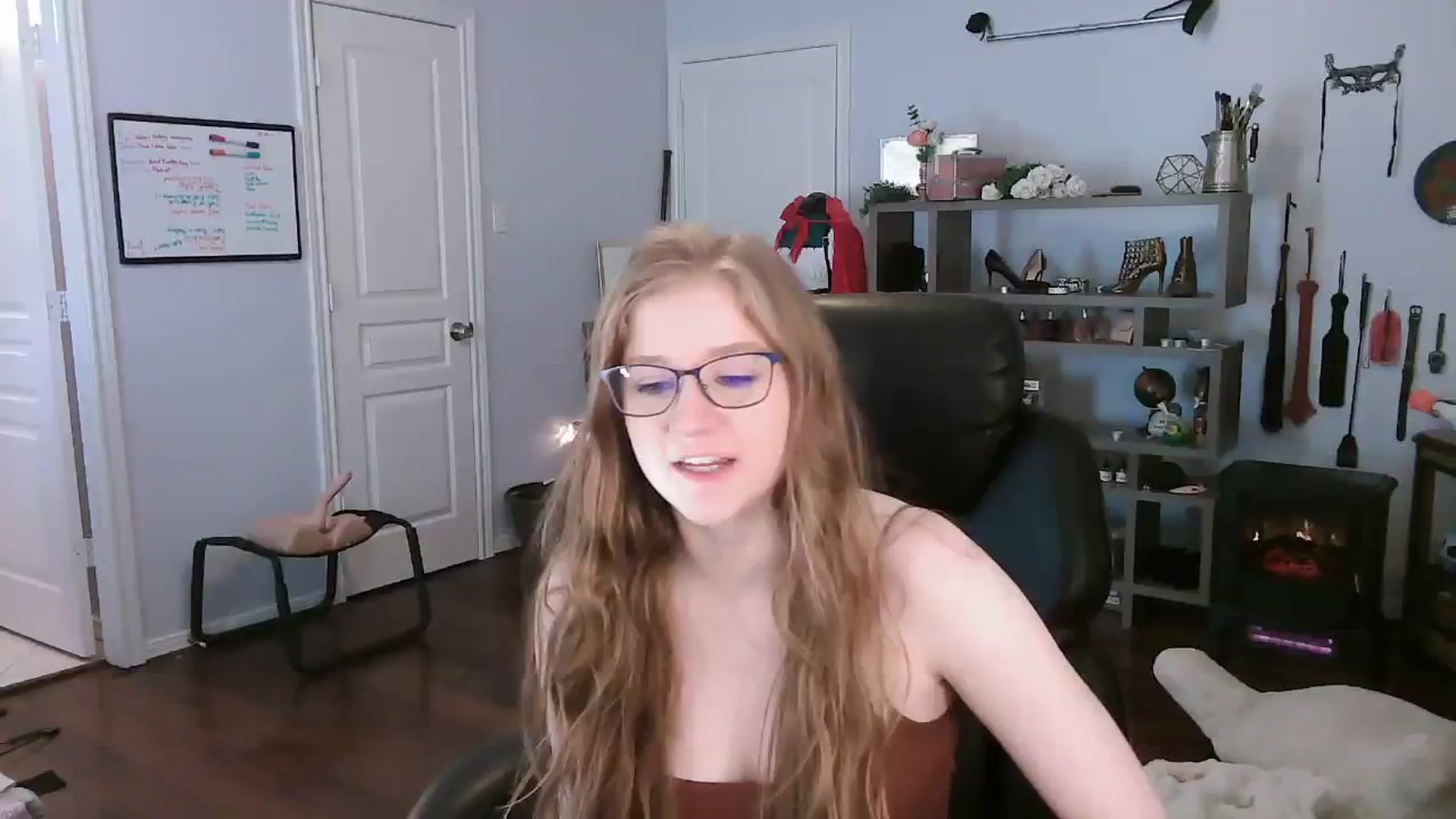 Gallery image thumbnail from Bunnydathug's myfreecams stream on, 11/05/2023, 16:40 image 1 of 20