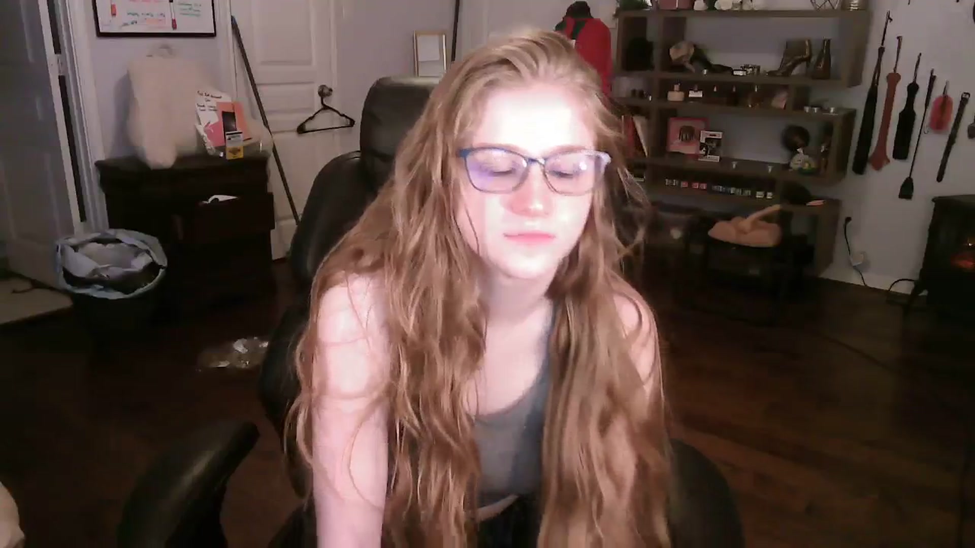 Gallery image thumbnail from Bunnydathug's myfreecams stream on, 11/08/2023, 23:40 image 19 of 20
