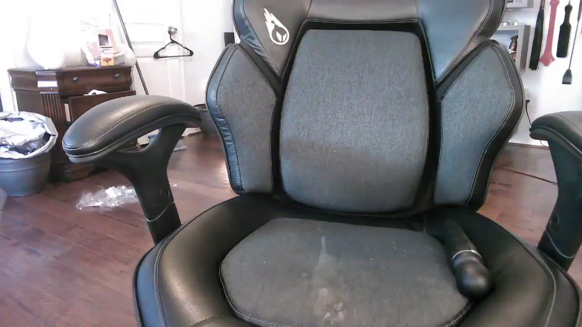 Gallery image thumbnail from Bunnydathug's myfreecams stream on, 11/08/2023, 23:40 image 3 of 20