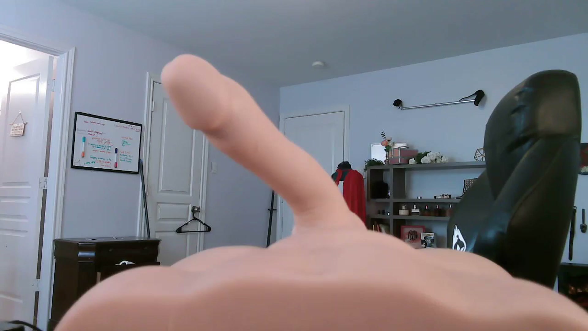 Gallery image thumbnail from Bunnydathug's myfreecams stream on, 11/09/2023, 15:36 image 13 of 20