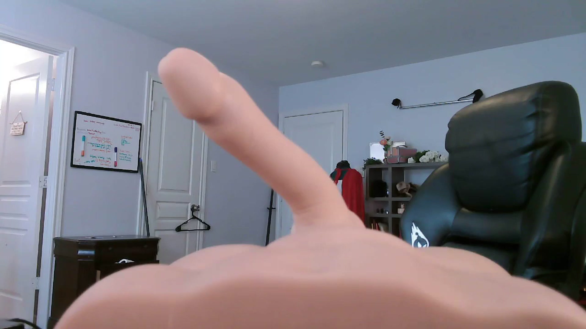 Gallery image thumbnail from Bunnydathug's myfreecams stream on, 11/09/2023, 15:36 image 12 of 20