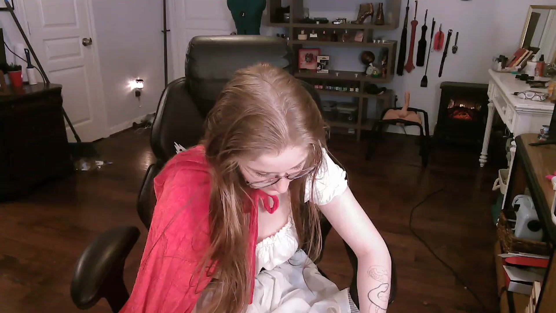 Gallery image thumbnail from Bunnydathug's myfreecams stream on, 11/11/2023, 22:17 image 19 of 20