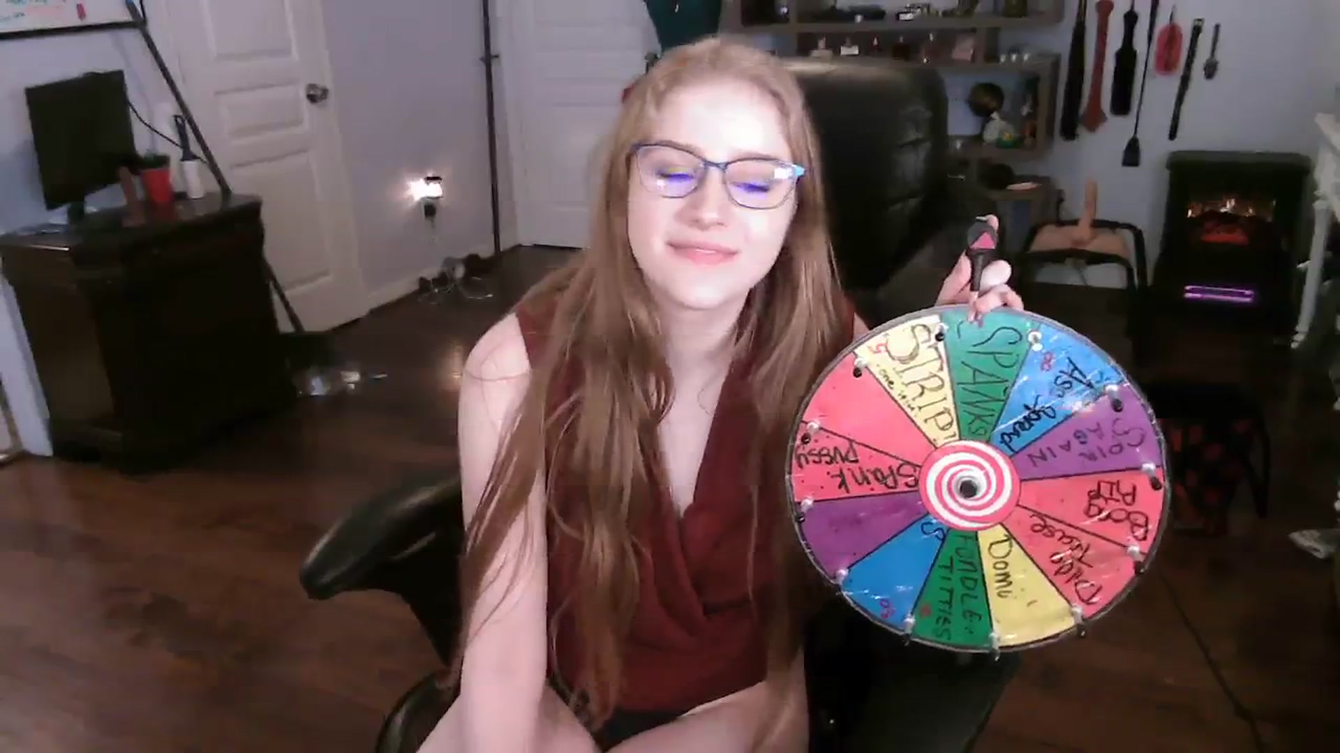Gallery image thumbnail from Bunnydathug's myfreecams stream on, 11/13/2023, 18:34 image 16 of 20