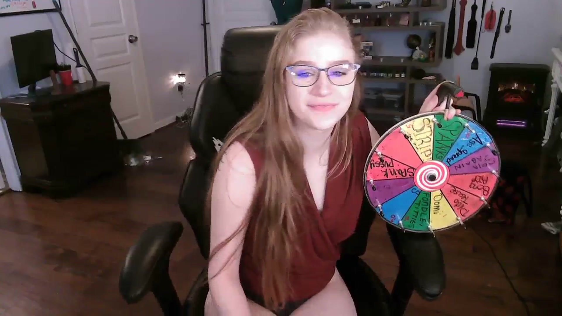 Gallery image thumbnail from Bunnydathug's myfreecams stream on, 11/13/2023, 18:34 image 17 of 20