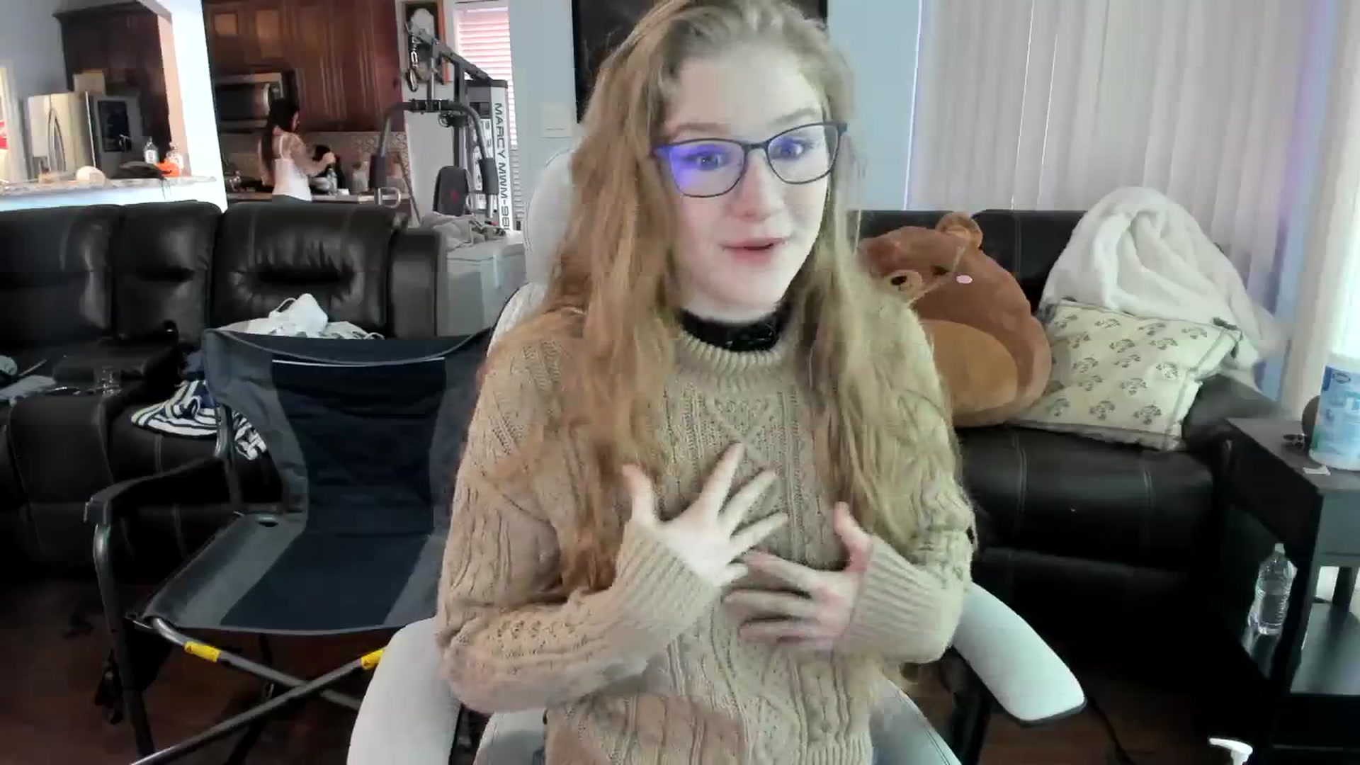 Gallery image thumbnail from Bunnydathug's myfreecams stream on, 11/16/2023, 16:51 image 10 of 20