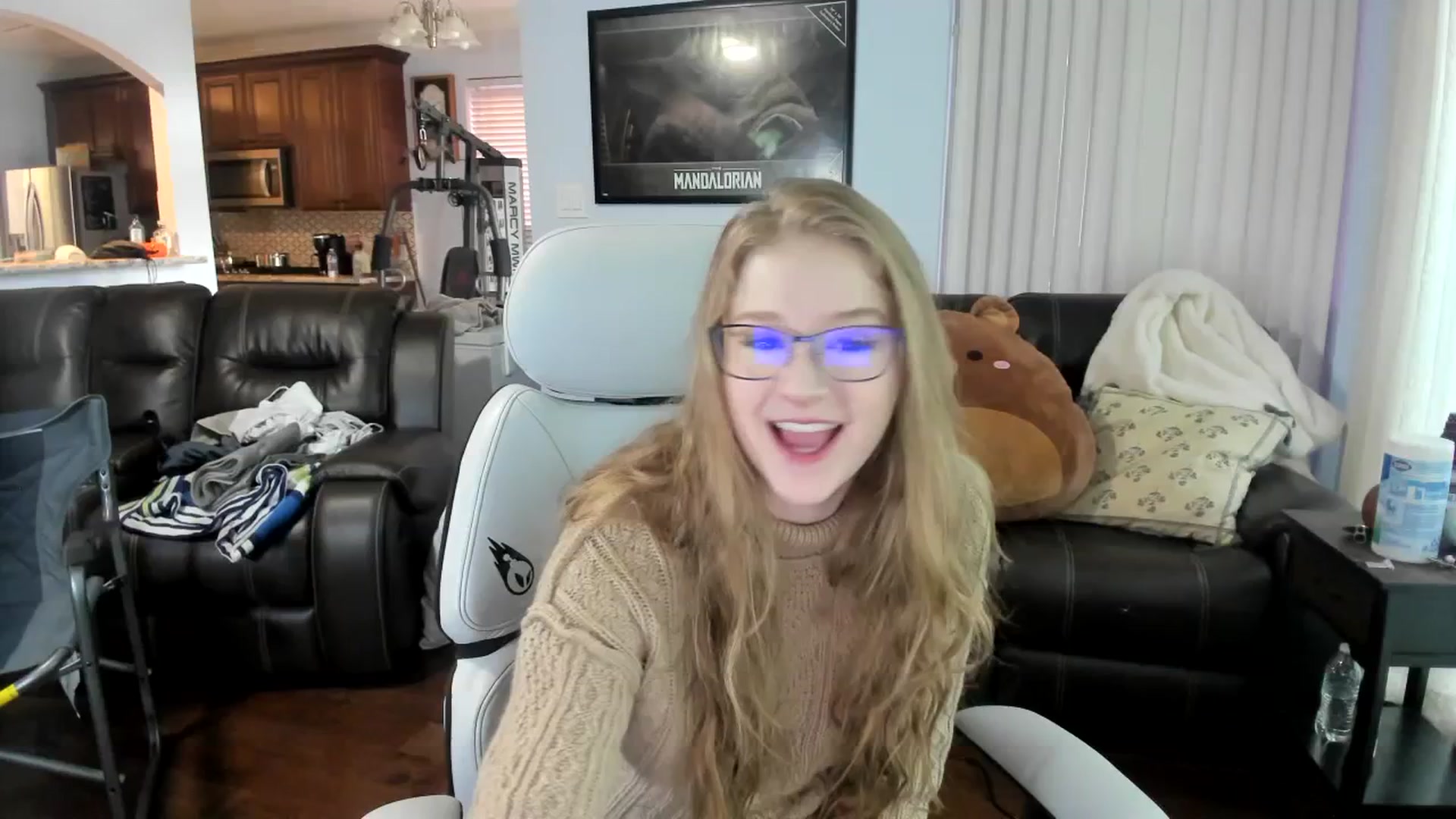 Gallery image thumbnail from Bunnydathug's myfreecams stream on, 11/16/2023, 16:51 image 1 of 20