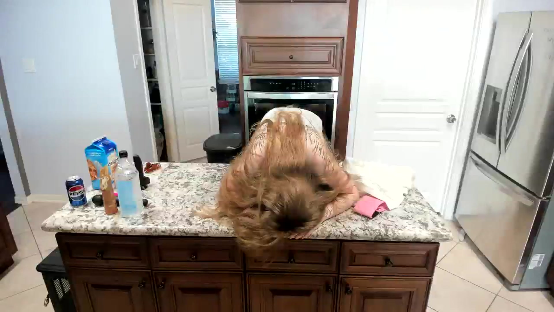 Gallery image thumbnail from Bunnydathug's myfreecams stream on, 11/24/2023, 18:28 image 14 of 20