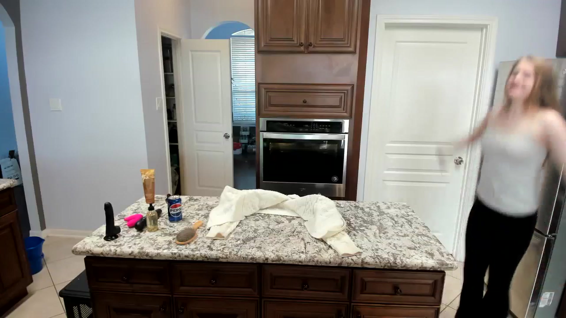 Gallery image thumbnail from Bunnydathug's myfreecams stream on, 11/24/2023, 18:28 image 2 of 20