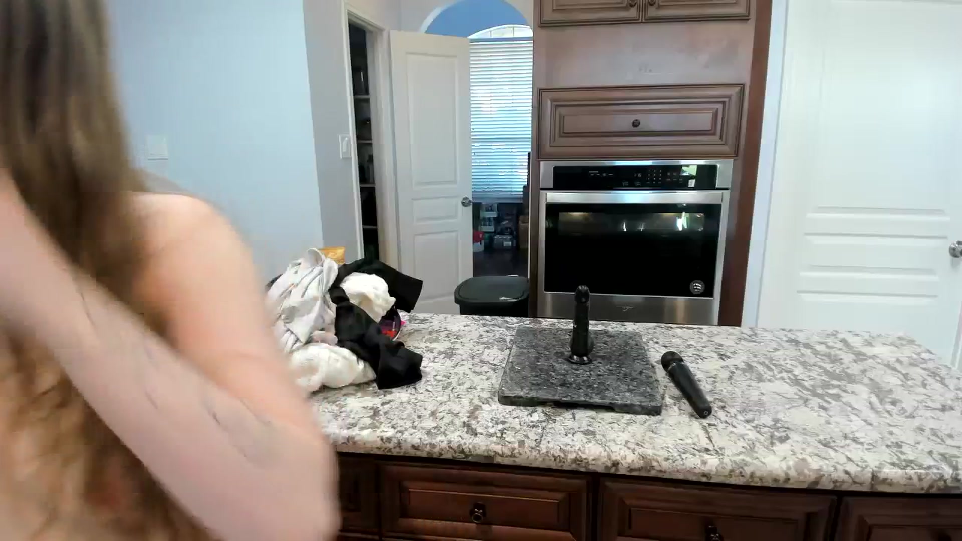 Gallery image thumbnail from Bunnydathug's myfreecams stream on, 11/24/2023, 19:54 image 2 of 20