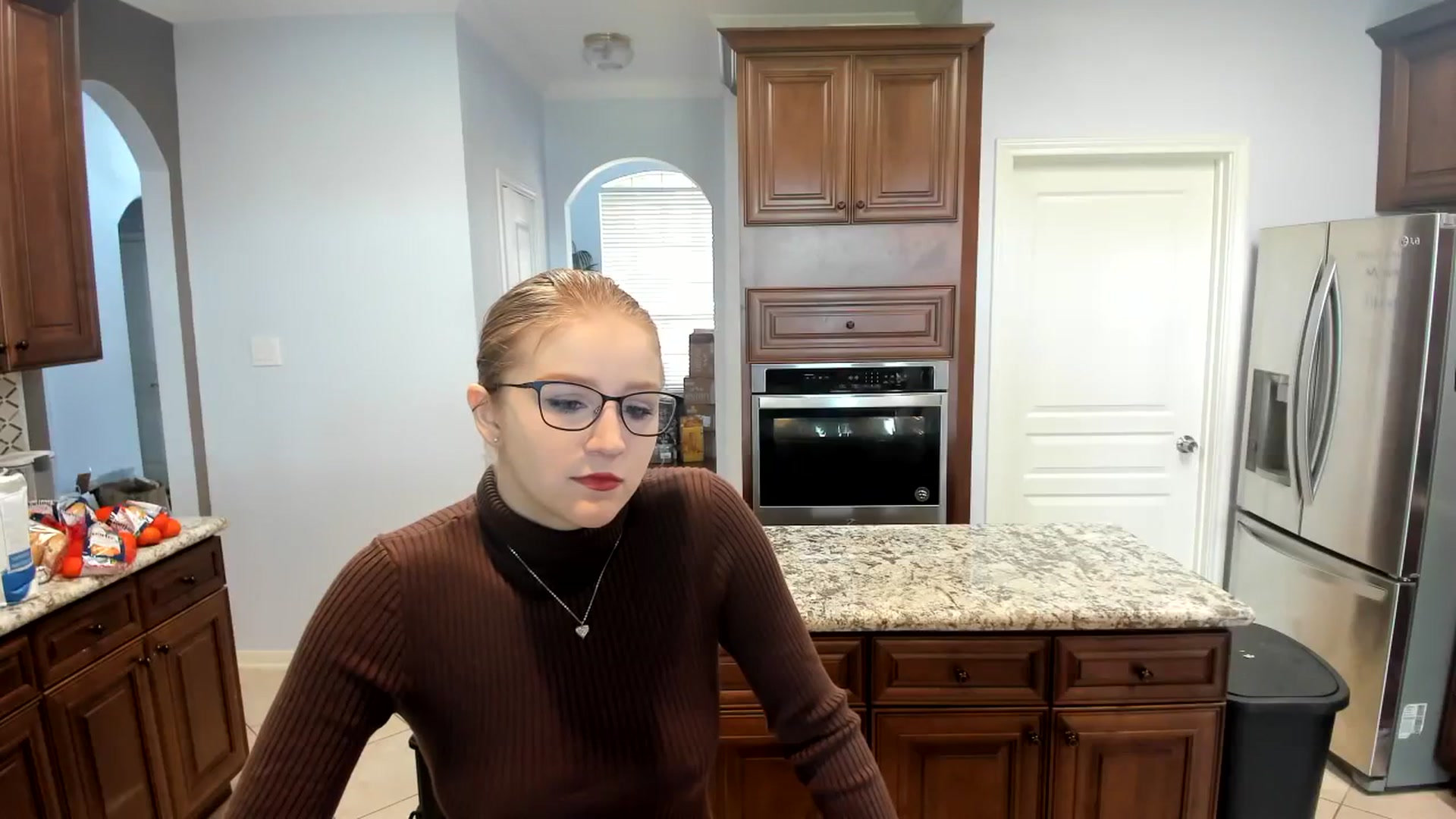 Gallery image thumbnail from Bunnydathug's myfreecams stream on, 11/25/2023, 17:12 image 6 of 20