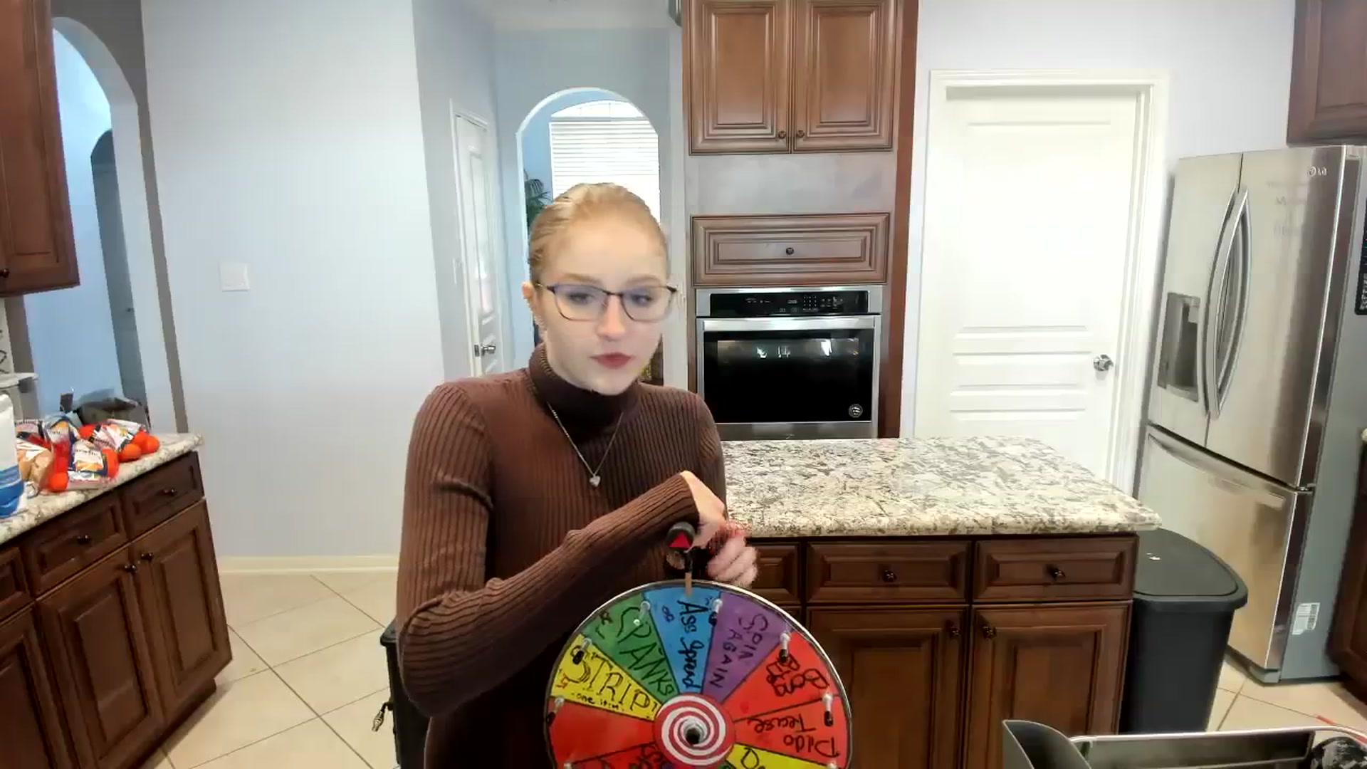 Gallery image thumbnail from Bunnydathug's myfreecams stream on, 11/25/2023, 17:12 image 10 of 20