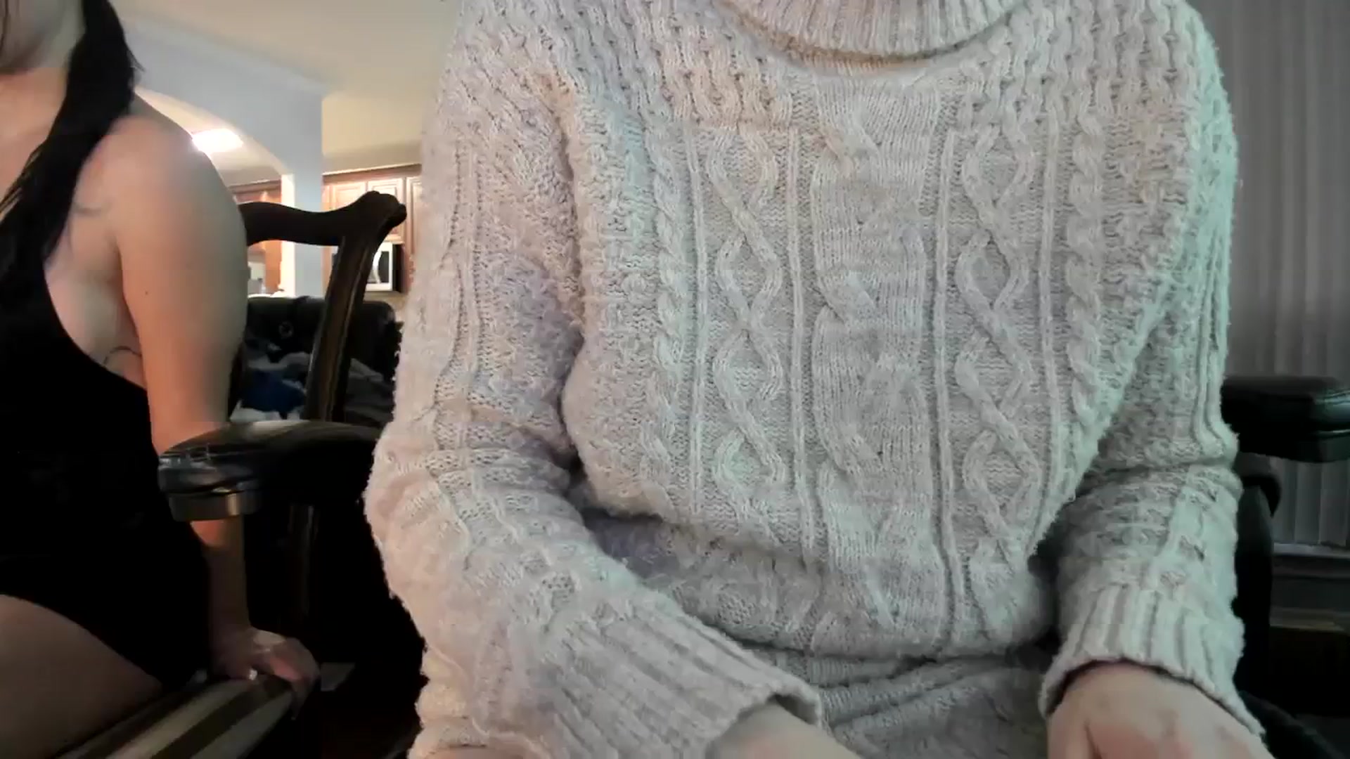 Gallery image thumbnail from Bunnydathug's myfreecams stream on, 11/26/2023, 15:50 image 9 of 20