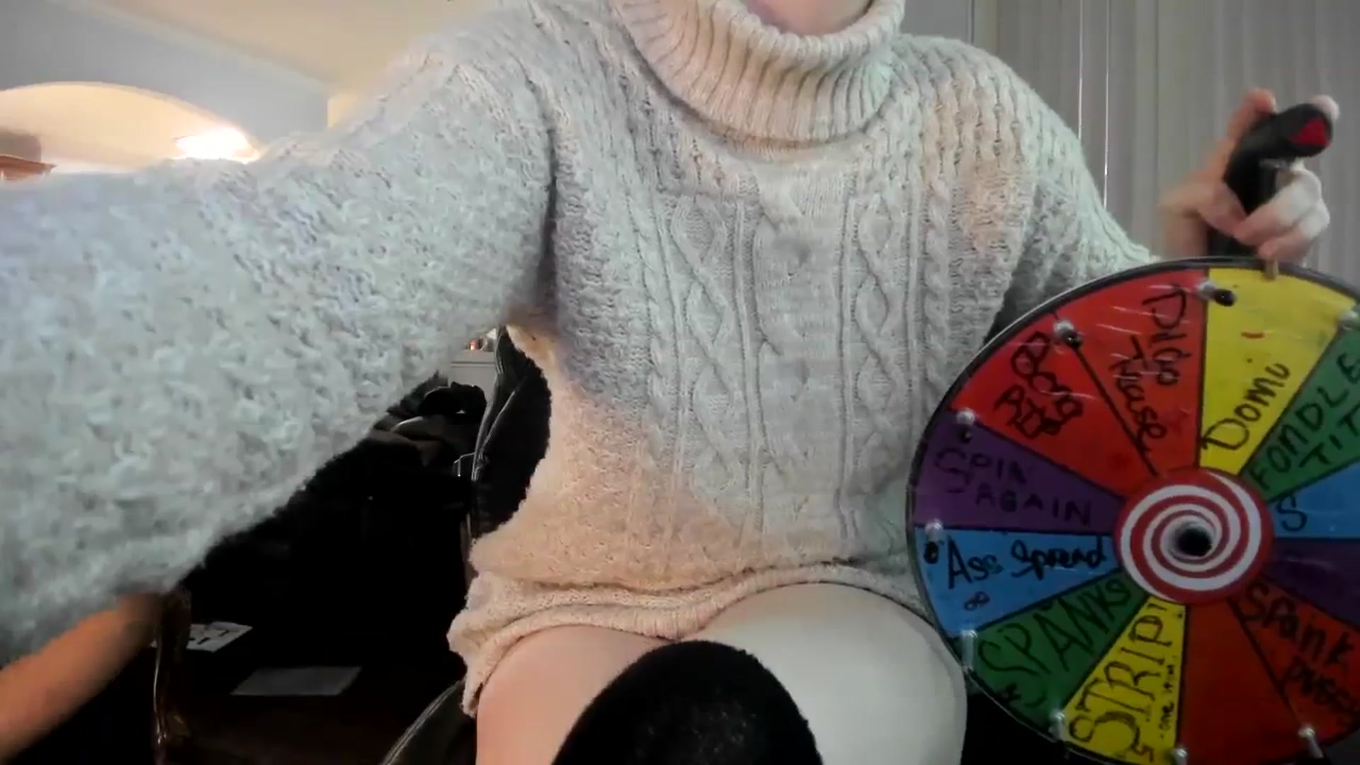 Gallery image thumbnail from Bunnydathug's myfreecams stream on, 11/26/2023, 15:50 image 14 of 20