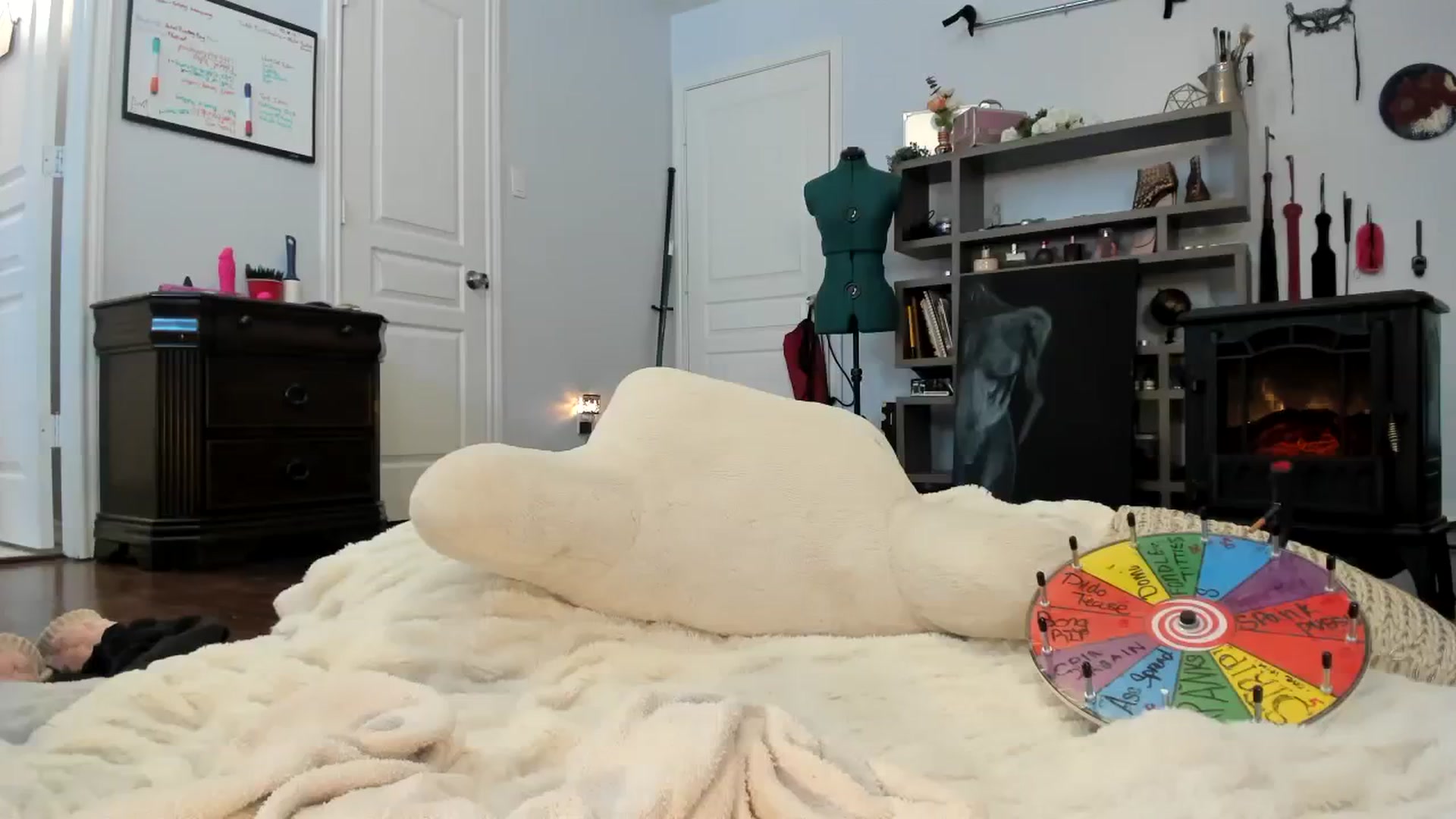 Gallery image thumbnail from Bunnydathug's myfreecams stream on, 12/03/2023, 16:42 image 13 of 20