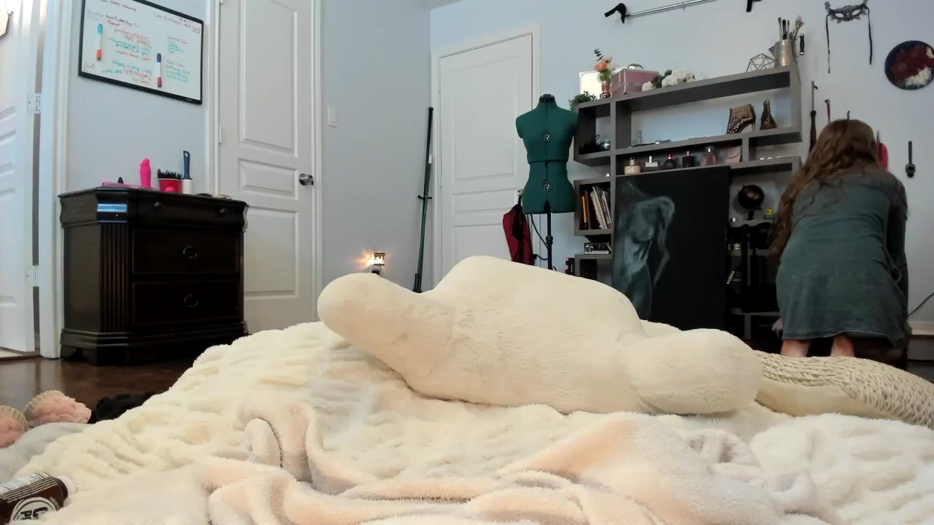 Gallery image thumbnail from Bunnydathug's myfreecams stream on, 12/03/2023, 16:42 image 1 of 20