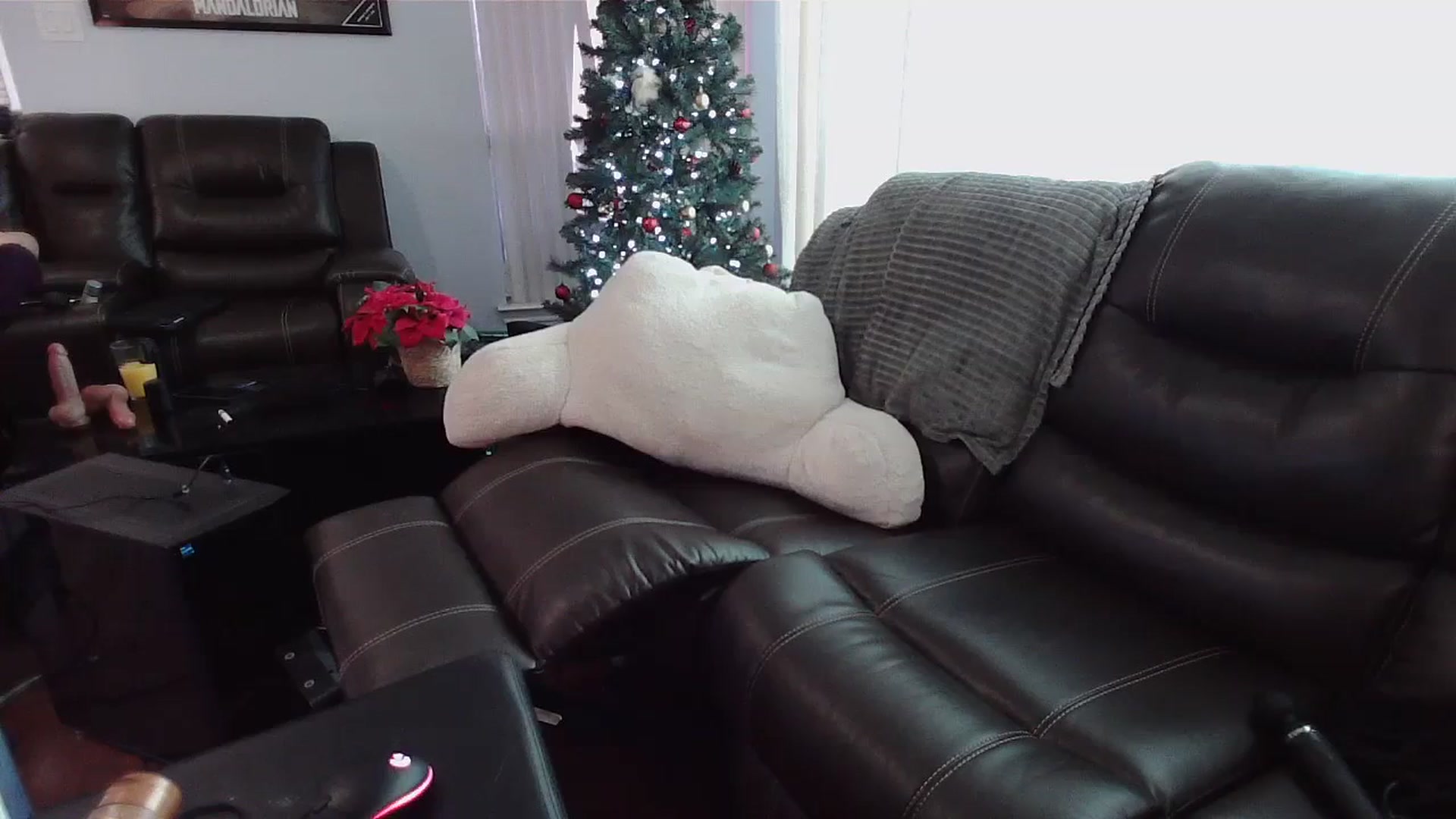 Gallery image thumbnail from Bunnydathug's myfreecams stream on, 12/20/2023, 18:13 image 20 of 20