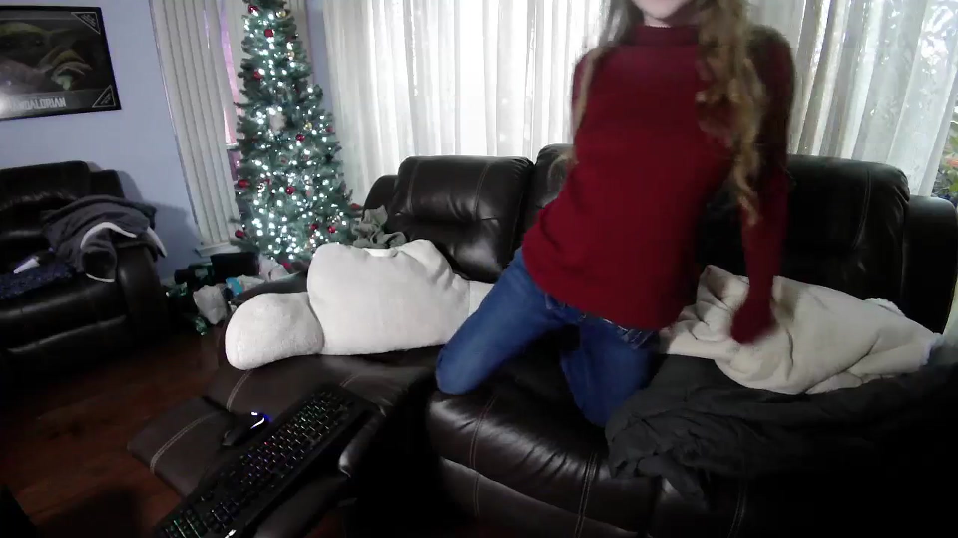 Gallery image thumbnail from Bunnydathug's myfreecams stream on, 12/24/2023, 17:18 image 18 of 20
