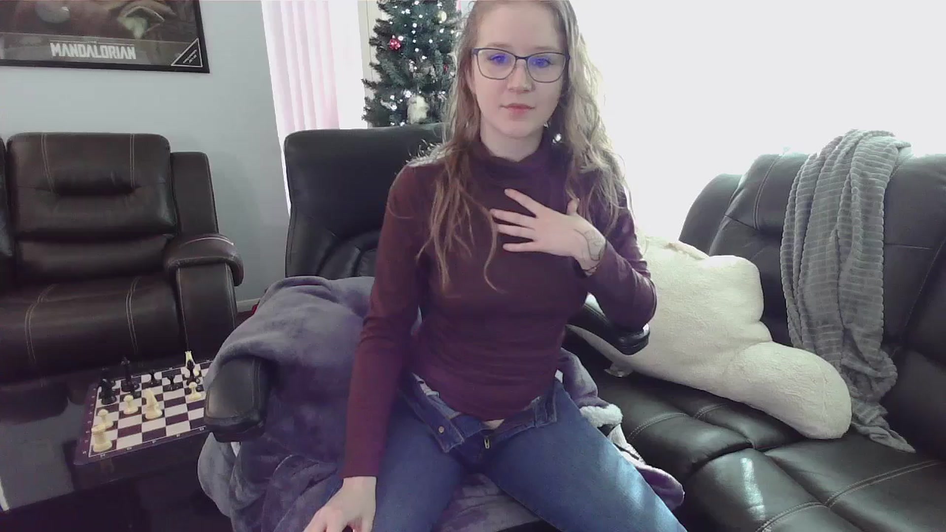 Gallery image thumbnail from Bunnydathug's myfreecams stream on, 12/27/2023, 15:52 image 13 of 20