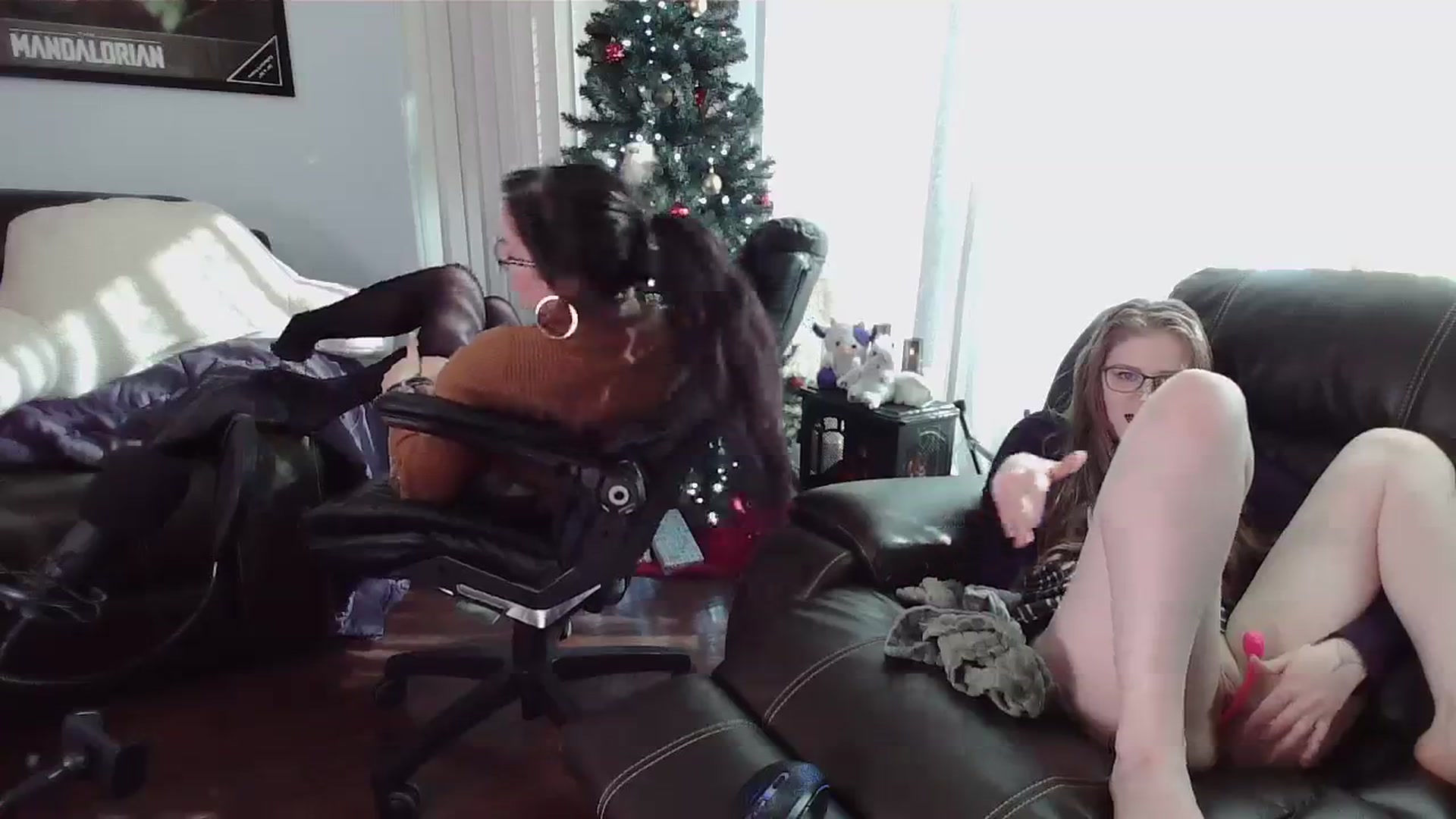 Gallery image thumbnail from Bunnydathug's myfreecams stream on, 12/31/2023, 20:42 image 19 of 20