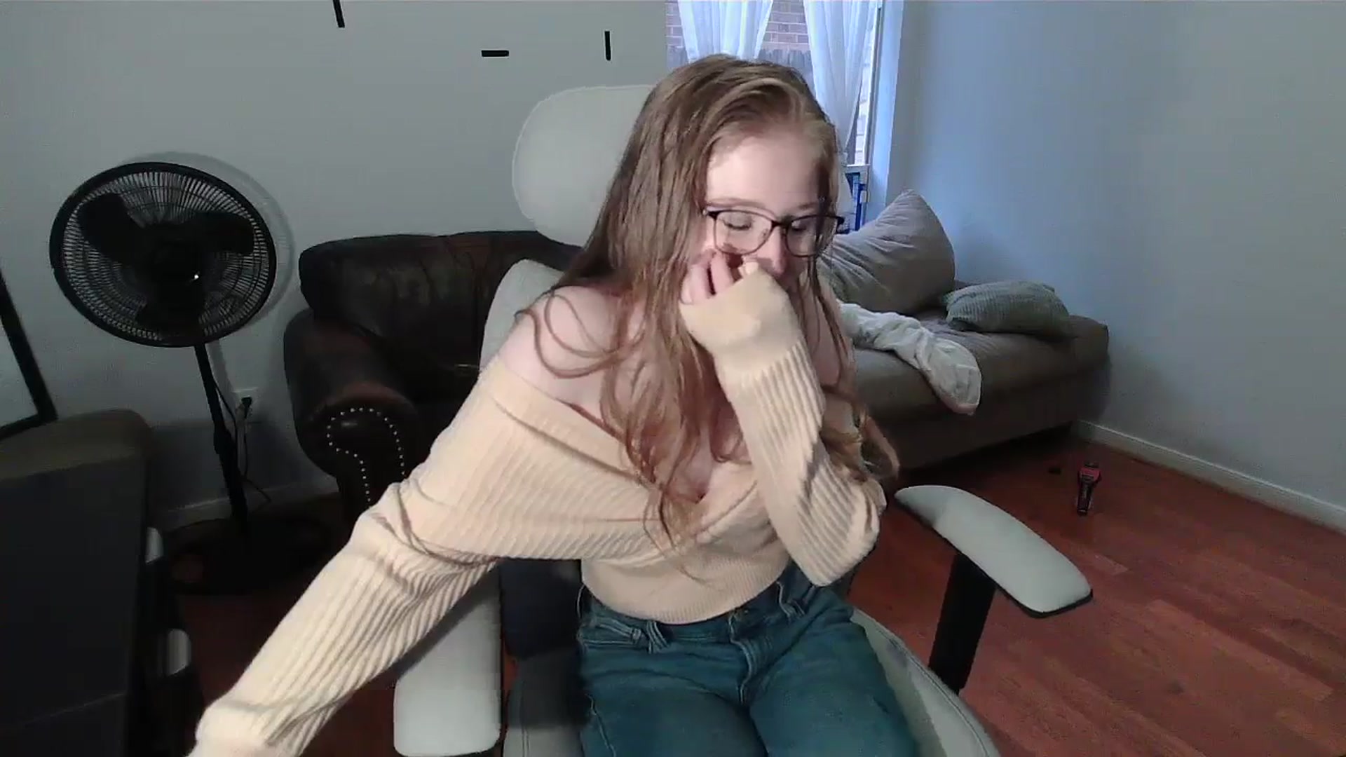 Gallery image thumbnail from Bunnydathug's myfreecams stream on, 01/02/2024, 17:21 image 2 of 20