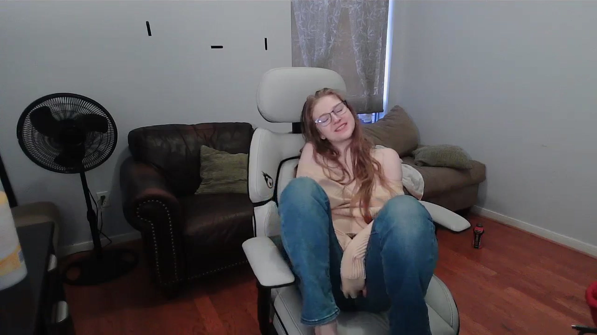 Gallery image thumbnail from Bunnydathug's myfreecams stream on, 01/02/2024, 17:21 image 19 of 20