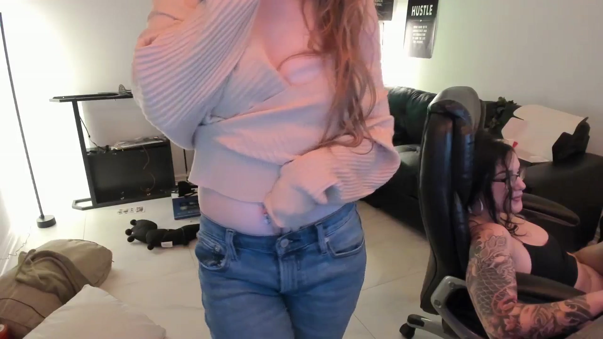 Gallery image thumbnail from Bunnydathug's myfreecams stream on, 01/02/2024, 21:37 image 18 of 20