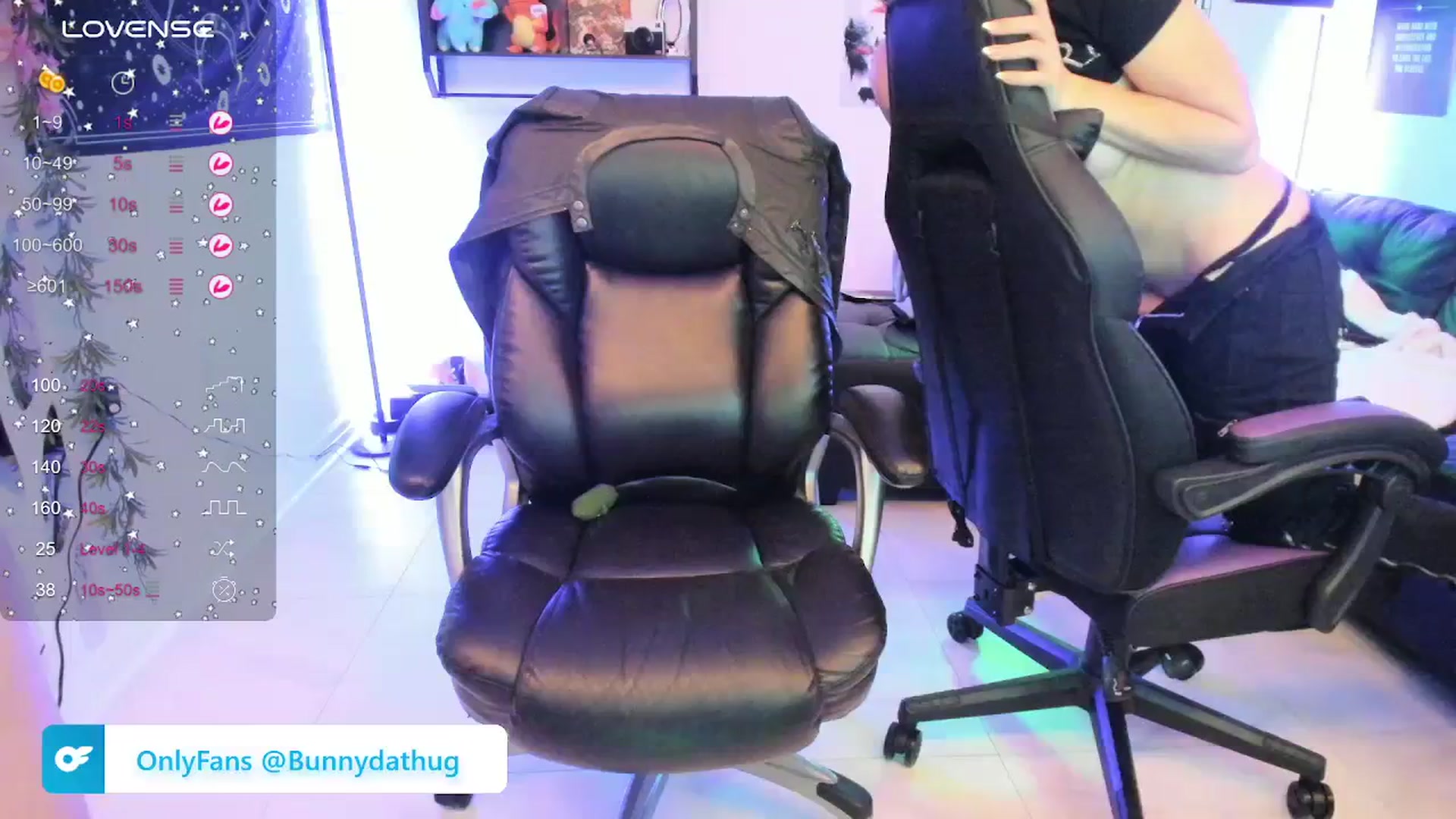 Gallery image thumbnail from Bunnydathug's myfreecams stream on, 01/17/2024, 22:02 image 1 of 20