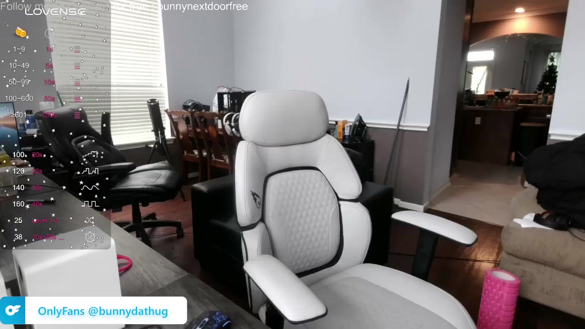 Gallery image thumbnail from Bunnydathug's myfreecams stream on, 02/17/2024, 15:42 image 11 of 20
