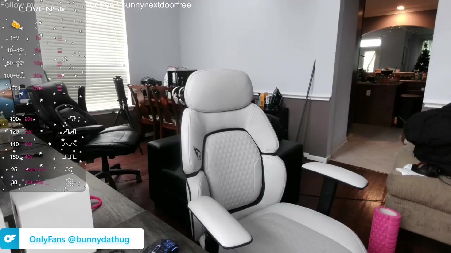 Gallery image thumbnail from Bunnydathug's myfreecams stream on, 02/17/2024, 15:42 image 8 of 20
