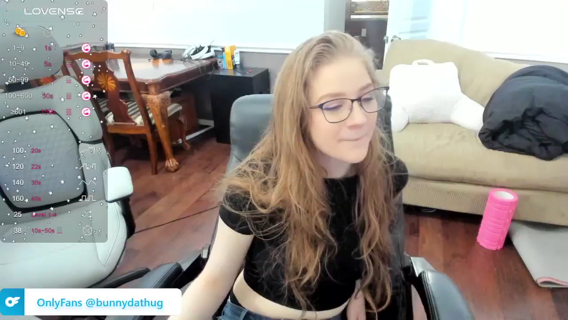 Gallery image thumbnail from Bunnydathug's myfreecams stream on, 02/27/2024, 14:57 image 13 of 20