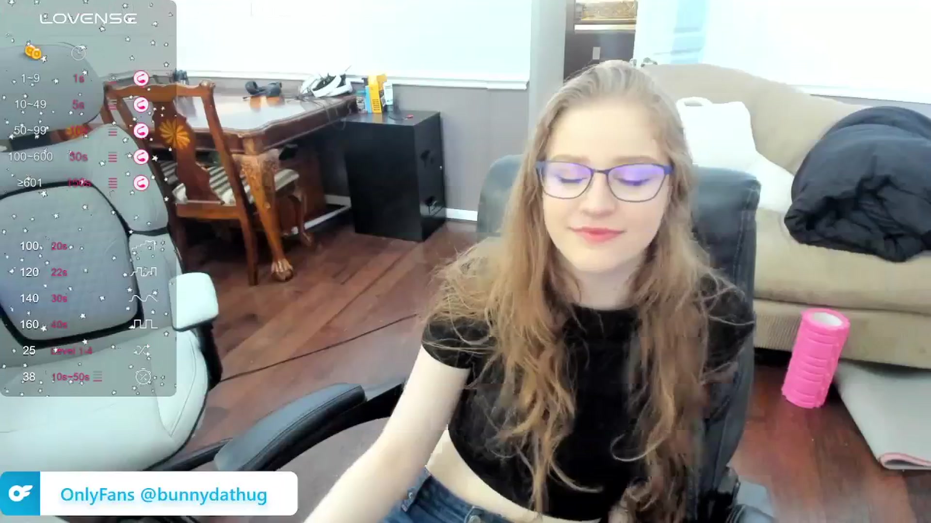 Gallery image thumbnail from Bunnydathug's myfreecams stream on, 02/27/2024, 14:57 image 15 of 20