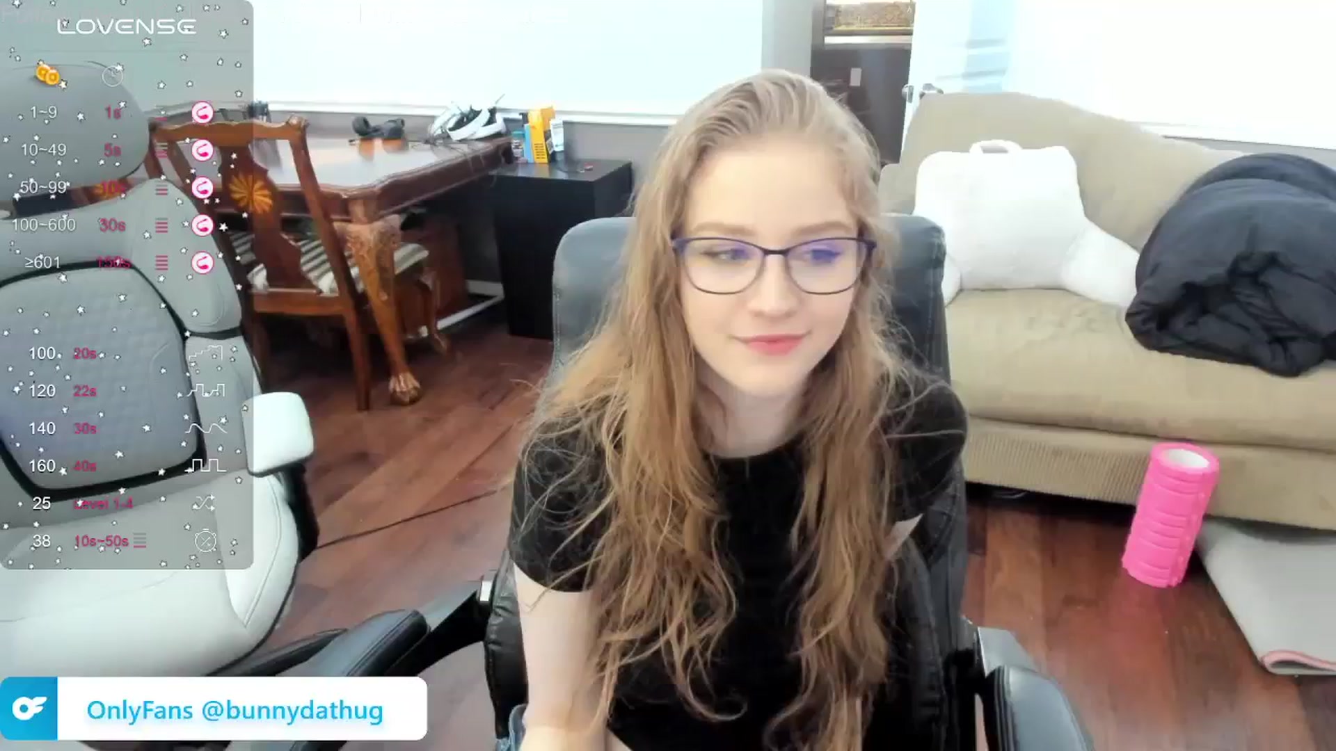 Gallery image thumbnail from Bunnydathug's myfreecams stream on, 02/27/2024, 16:34 image 1 of 20