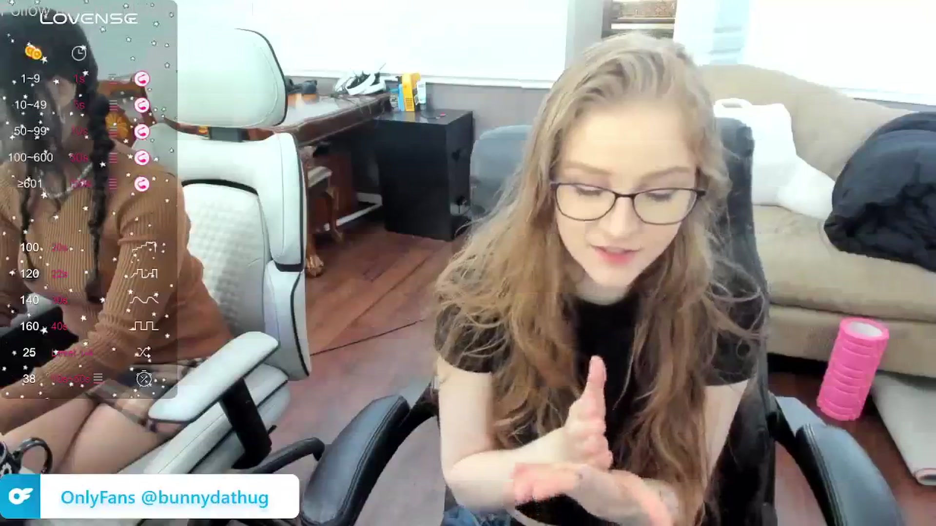 Gallery image thumbnail from Bunnydathug's myfreecams stream on, 02/27/2024, 16:34 image 3 of 20